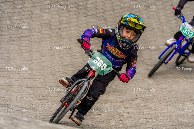 BayBMX2026-06631 | Fotogalerie von Thomas Dettweiler mit Eventbildern und lizenzfreien Fotos. Perfekt als Wandbild, für Büro, Website oder private Nutzung. - Realisiert mit Pictrs.com
