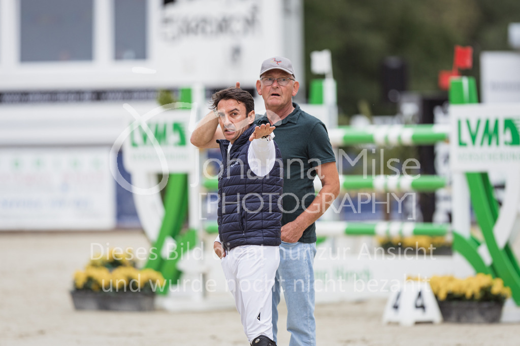 230730_BHO_GrosserPreis-505 | Deine schönsten Turniermomente als professionelle Fotos! Entdecke hochwertige Pferdesport-Fotografie im Online-Shop. Jetzt Fotos finden & bestellen!