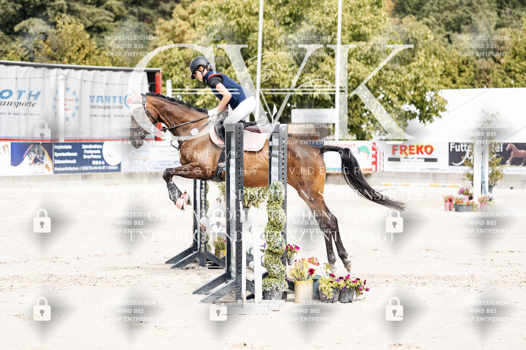 CK906686 | Turnierfotografie Pferdefotografie Trier Rheinland-Pfalz Pferdesport Reitsport Tierfotografie Sportfotografie Pferdevideo Pferdevideografie Equestrianvideography equestrianphotography  - Realisiert mit Pictrs.com