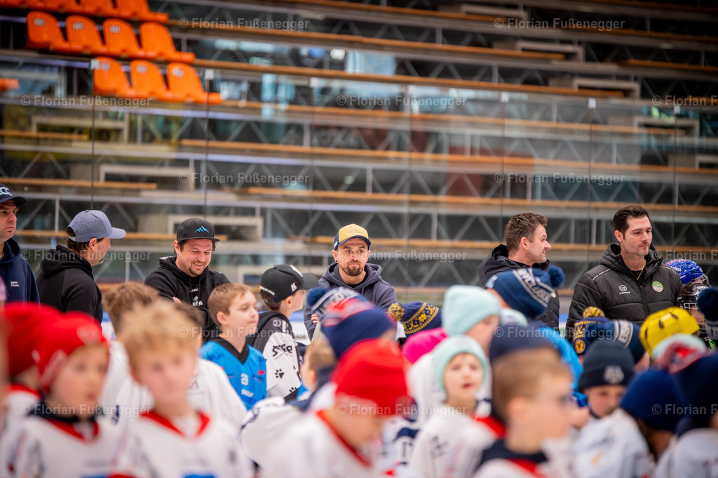 DSC_4080 | "Fussifoto.com – Ihr Ansprechpartner für hochwertige Fotografie! Entdecken Sie kreative Bilder und professionelle Dienstleistungen. Kontaktieren Sie uns für Ihre Projekte!"