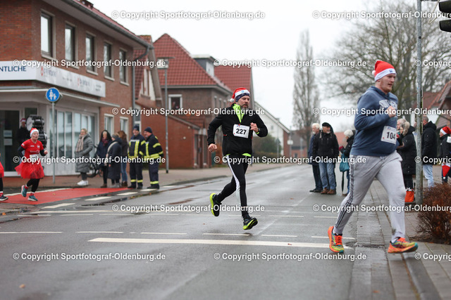 WMLA3223 | Bildershop "Sportfotograf-Oldenburg" mit Fotos von Sportevents in Oldenburg und Umzu. - Realisiert mit Pictrs.com