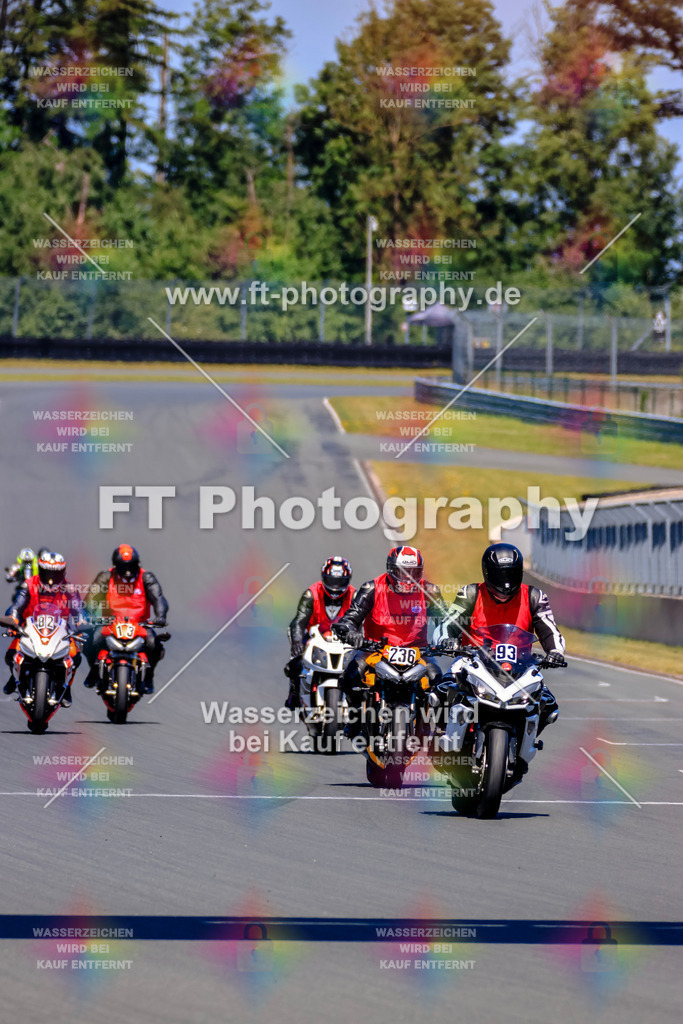 _TCM6133 | Hier findet Ihr Bilder von Touristenfahrten auf der Nürburgring Nordschleife oder von anderen Veranstaltungen die ich besucht habe. Viel Spass beim Durch Schauen 
