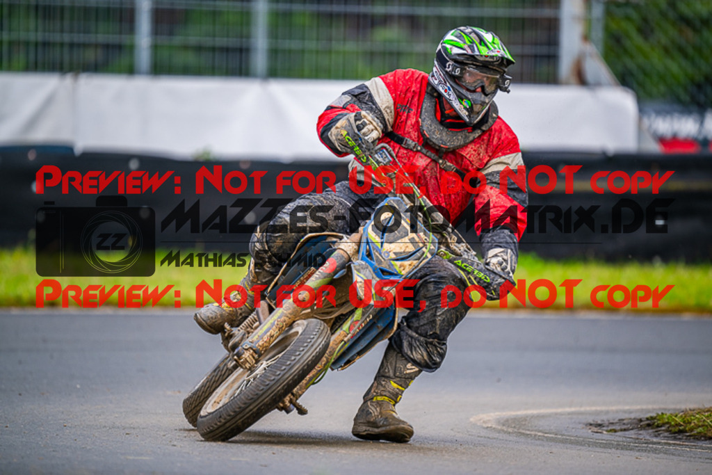 MaZZes_FotoMatrix_230812_8514 | UE40