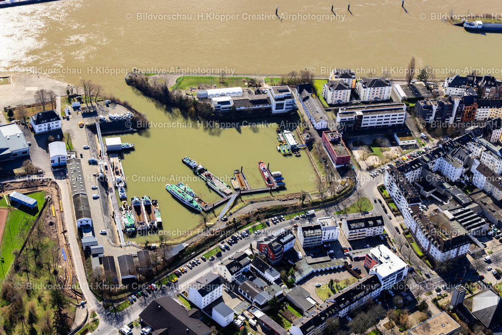 Luftbilder Koblenz-0047 | Luftbildfotografie Schiffs- Anlegestellen am Hafenbecken des Binnenhafen am Ufer an der Neuendorfer Straße in Koblenz im Bundesland Rheinland-Pfalz, Deutschland - Realisiert mit Pictrs.com