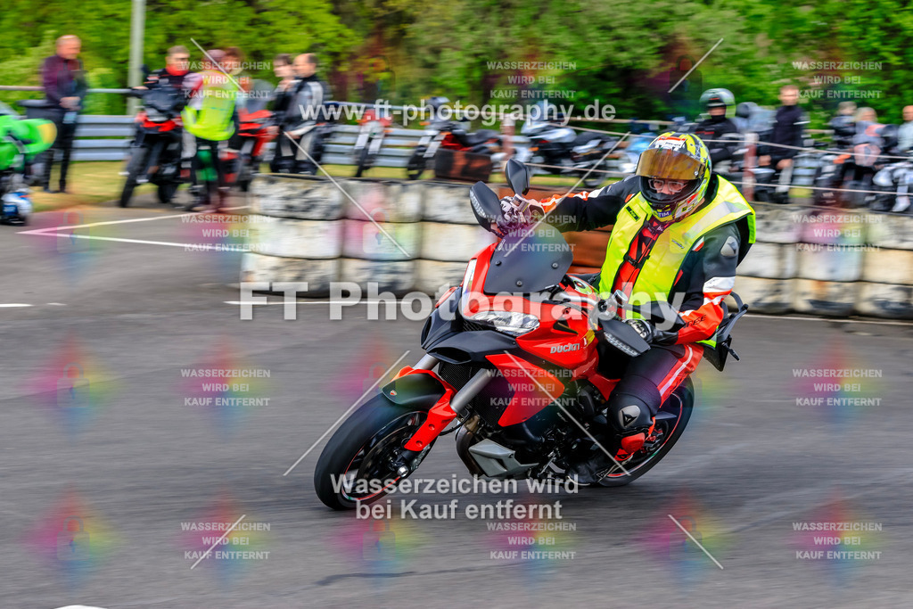 _OTO2975 | Hier findet Ihr Bilder von Touristenfahrten auf der Nürburgring Nordschleife oder von anderen Veranstaltungen die ich besucht habe. Viel Spass beim Durch Schauen 