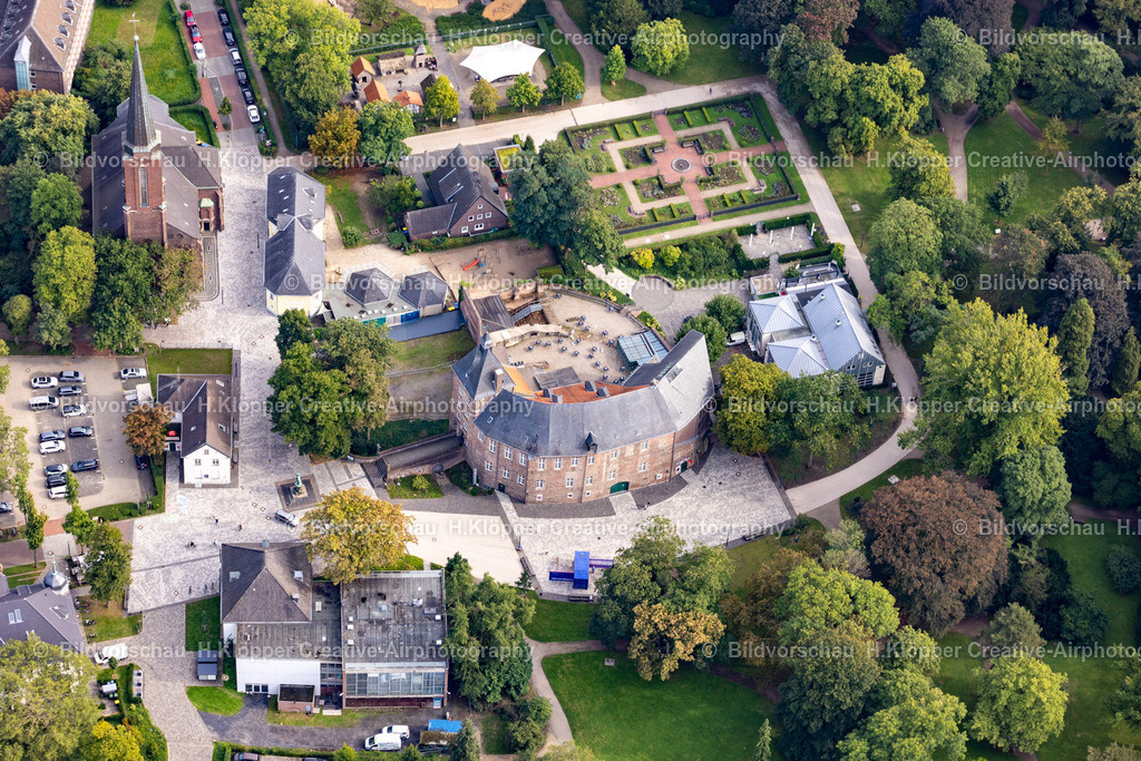 Luftbild-Moers-47441-Grafschafter-Schloss-439A5617 | Luftbildfotografie Moers und Luftbildfotograf Hermann Klöpper - Realisiert mit Pictrs.com