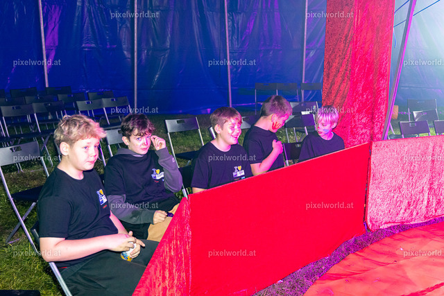 Zirkusvorstellung der MS Feldkirchen Digital | Bildershop von pixelworld.at - Realisiert mit Pictrs.com