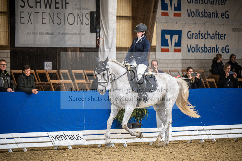 DOS_0224 | Entdecke hochwertige Reitturnierfotos von Foto Oger. Professionell, emotional und authentisch – jetzt Lieblingsmomente im Shop bestellen.Deutschlandweite Turnierfotografie. - Realisiert mit Pictrs.com