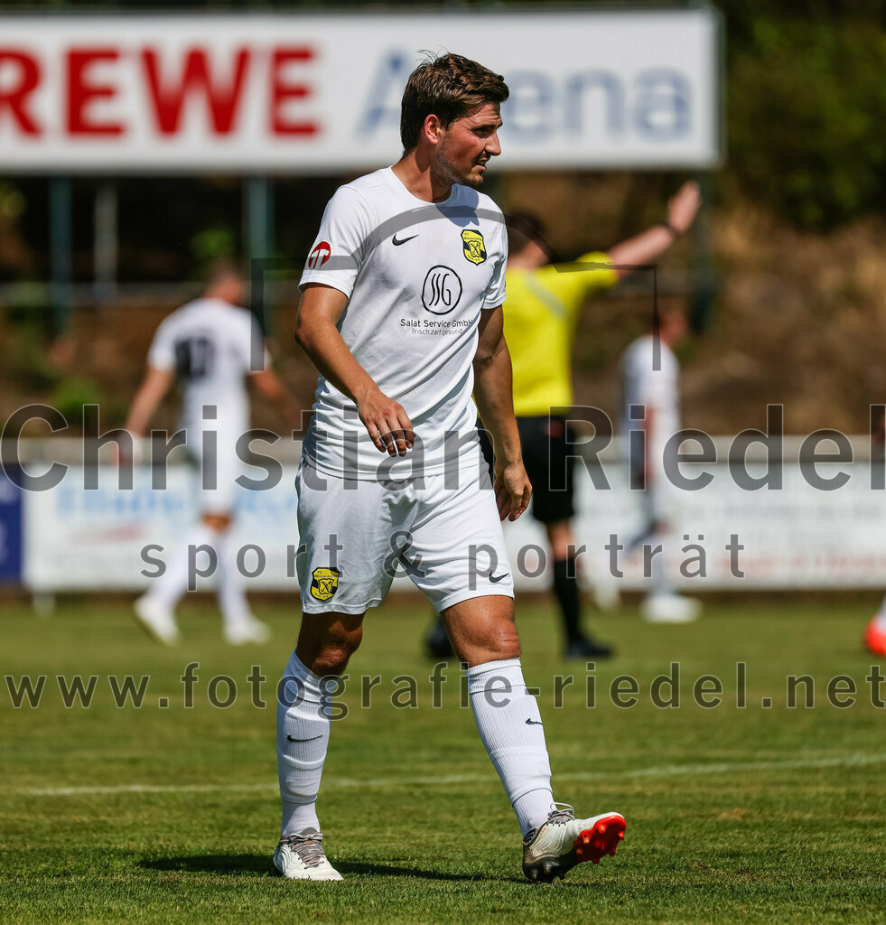 2023-07-22_102_FC_Eitting_gegen_FC_Moosinning | Eitting, Deutschland, 22.07.2023:
Fußball, Kreisliga 2023 / 2024, Testspiel, FC Eitting gegen FC Moosinning, Endergebnis: 0:4

Christian Reiser (FC Moosinning, #17)

Foto: Christian Riedel / fotografie-riedel.net