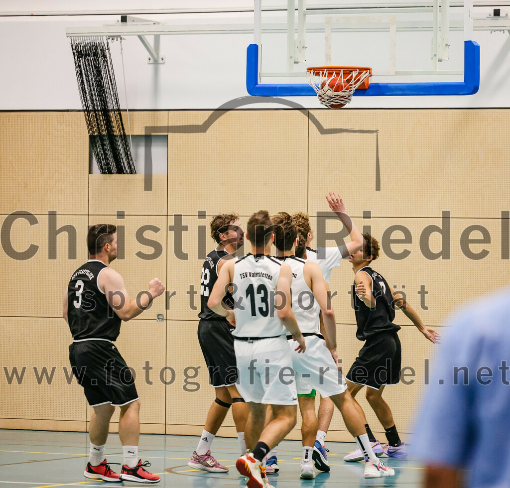 2023-10-08_053_TSV_Vaterstetten_gegen_ESV_Staffelsee | Vaterstetten, Deutschland, 08.10.2023:
Basketball, Bayernliga Herren Süd 2023 / 2024, 3. Spieltag, TSV Vaterstetten gegen ESV Staffelsee, Endergebnis: 62:90

Foto: Christian Riedel / fotografie-riedel.net