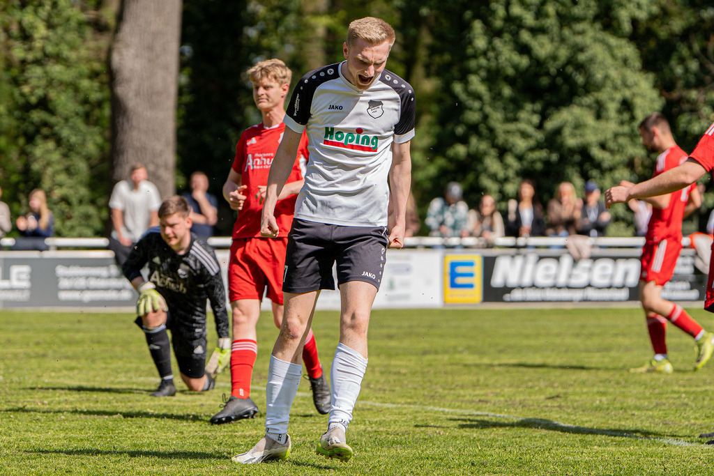 Fußball I Herren I Saison 2025-2026 I Kreisliga VEC I 24. Spieltag I 1. FC Varenesch - SC SW Bakum I 12093 | jns.sportfotos - Realisiert mit Pictrs.com