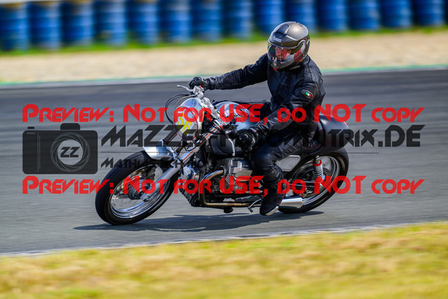 MaZZes_FotoMatrix_240725_6007705_3570 | GELB