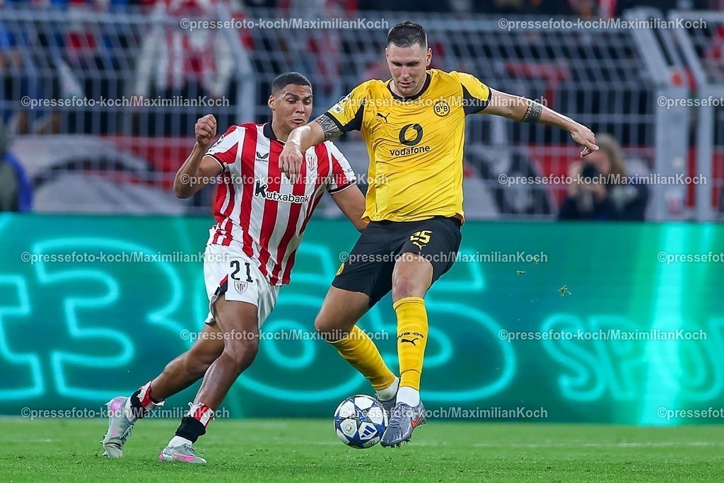 UCL01102501059 | 01.10.2025, Fußball, UEFA Champions League, Borussia Dortmund - Athletic Club Bilbao, BVB Stadion, 2. Spieltag, Saison 2025 2026: Maroan Sannadi (Bilbao #21) im Zweikampf gegen  Niklas Süle (BVB #25)   Regulations prohibit any use of photographs as image sequences and or quasi-video.