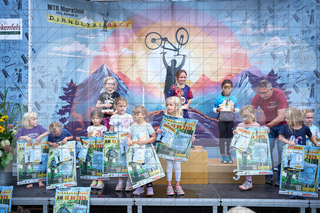 Betriebszentrum Laubenbachmühle, Frankenfels, Österreich - 13. September 2025: Dirndltal Race - Kids Race - SiegerehrungFotograf: Martin Bihounek / martinbihounek.com | 13. September 2025 Betriebszentrum Laubenbachmühle, Frankenfels, Österreich : Dirndltal Race - Kids Race - Siegerehrung •••••Photo by: Martin Bihounek / martinbihounek.comInsta: @martinbihounekcom