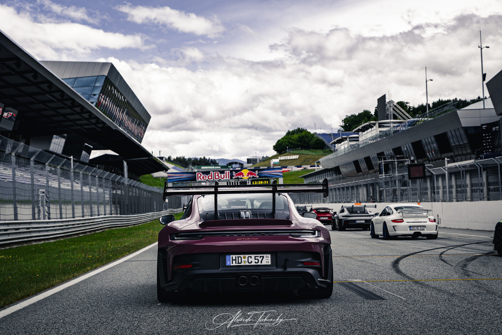 Red Bull Ring 2025 | Entdecken Sie die faszinierende Welt von Alexander Tschuncky Arts: Kreative Fotografie, atemberaubende Automobilkunst und hochwertiger Bilderdruck. Lassen Sie sich inspirieren! - Realisiert mit Pictrs.com