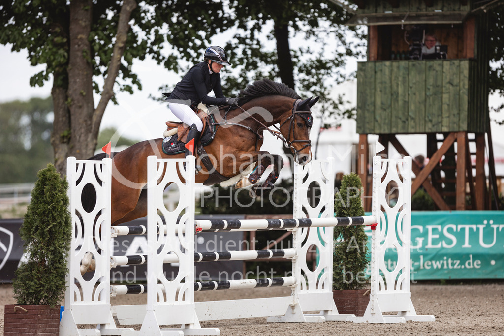 250506_Mühlen_SprPf-L2-447 | Deine schönsten Turniermomente als professionelle Fotos! Entdecke hochwertige Pferdesport-Fotografie im Online-Shop. Jetzt Fotos finden & bestellen!