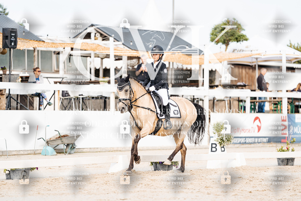 CK904267 | Turnierfotografie Pferdefotografie Trier Rheinland-Pfalz Pferdesport Reitsport Tierfotografie Sportfotografie Pferdevideo Pferdevideografie Equestrianvideography equestrianphotography  - Realisiert mit Pictrs.com
