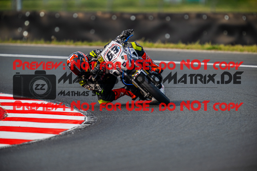 MaZZes_FotoMatrix_220520_0903 | Fotograf Mathias Schmid
Sportfotograf,
Eventfotograf,
Hochzeitsfotograf,
Portraitfotograf