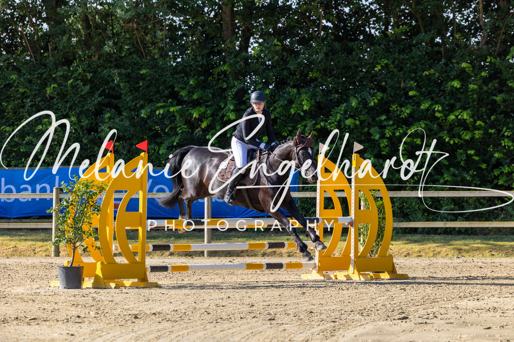 7I8A7274 | melanie-engelhardt-photography - Realisiert mit Pictrs.com