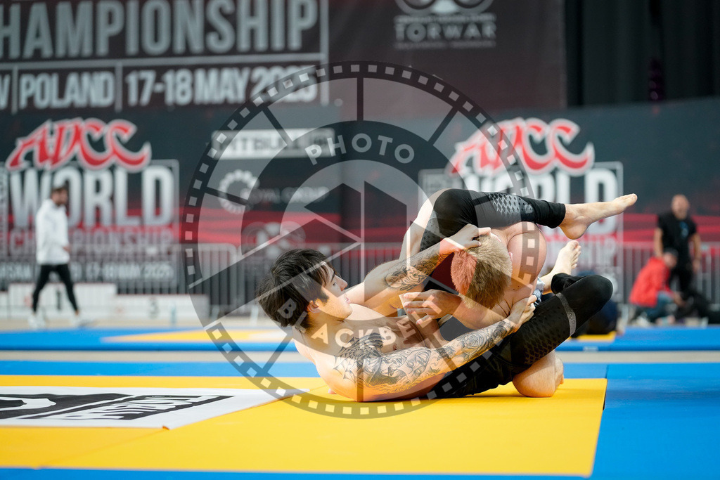 20250518PBB2419 | Athletes compete during the second day of the ADCC Amateur World Championship on May 18, 2025 in Warsaw, Poland. © Chiara Dazi / photoblackbelt