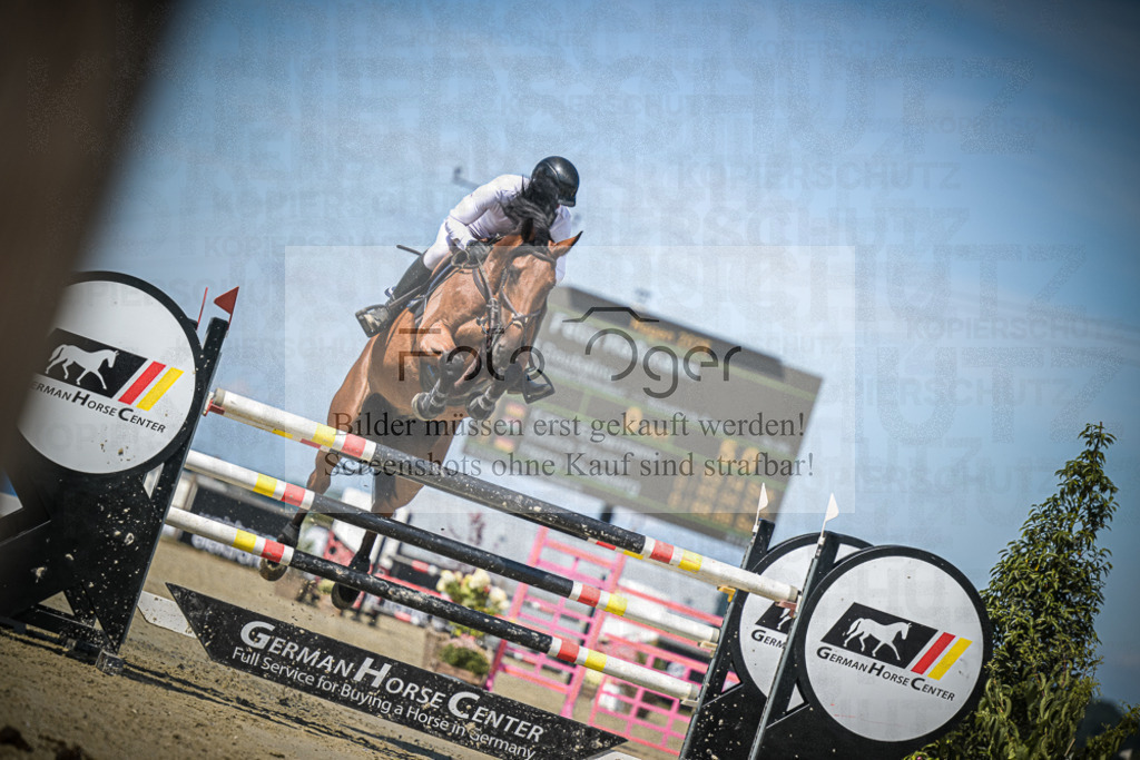 DOS_2641 | Entdecke hochwertige Reitturnierfotos von Foto Oger. Professionell, emotional und authentisch – jetzt Lieblingsmomente im Shop bestellen.Deutschlandweite Turnierfotografie. - Realisiert mit Pictrs.com