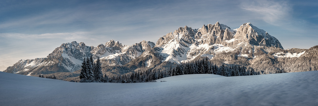 Wilder Kaiser Panorama Winterlandschaft | Eine hochauflösendes Wilder Kaiser Panorama Bild, geeignet für große Drucke.  - Realisiert mit Pictrs.com