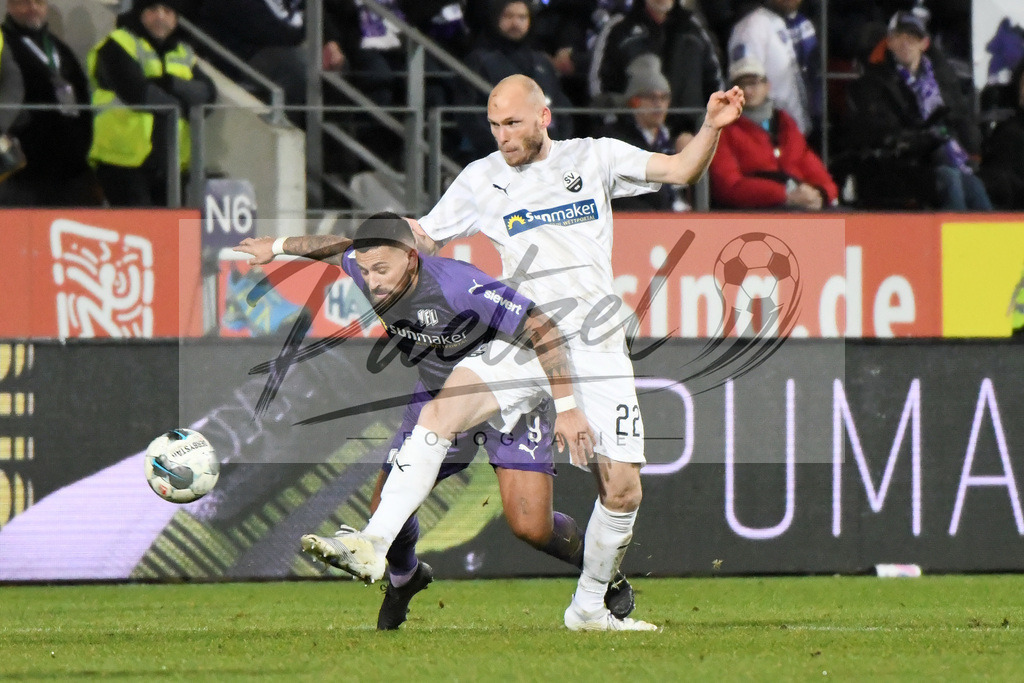20200129_OSNSVS_0056JPG | Fußball, Herren: Marcos Alvarez (VfL Osnabrück) und Gerrit Nauber (SV Sandhausen) im Zweikampf beim Spiel der 2. Bundesliga zwischen VfL Osnabrück vs. SV Sandhausen am 29.01.2020 im Stadion an der Bremer Brücke in Osnabrück, Deutschland.(Foto von Nico Paetzel) - Realisiert mit Pictrs.com