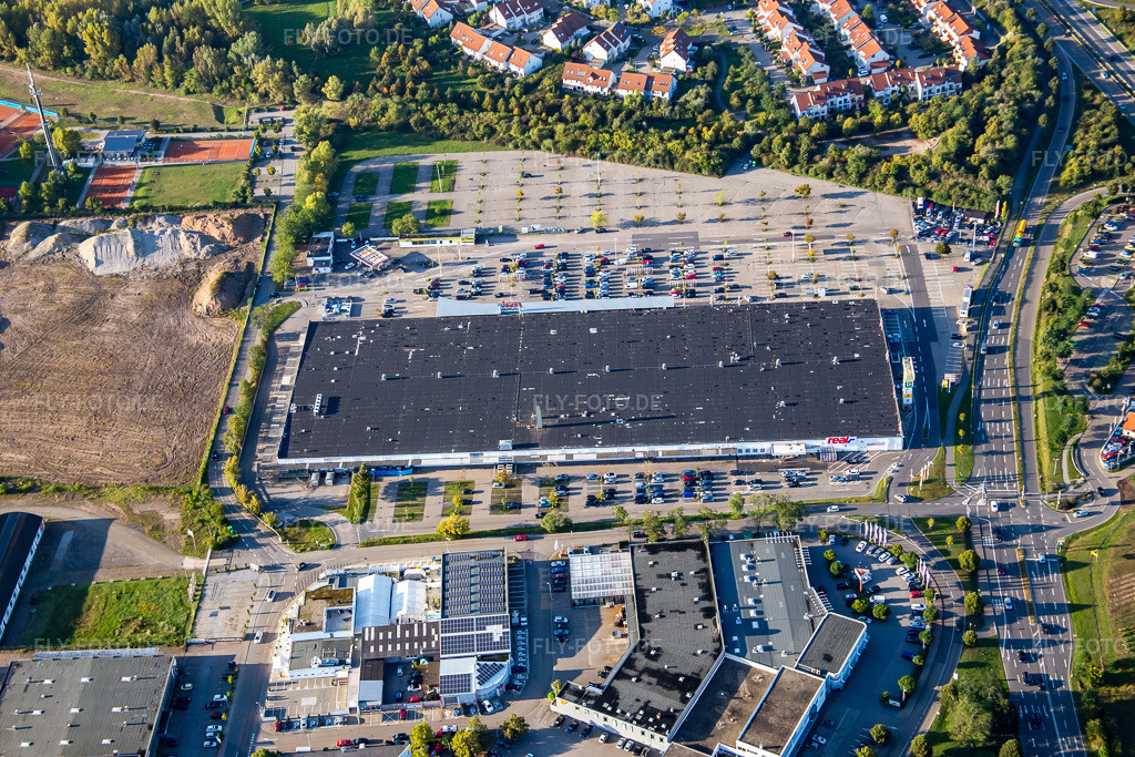 Luftbild: Brühl, Gewerbegebiet Schütte-Lanz-Park in Brühl im Bundesland Baden-Württemberg in Deutschland. Foto: IMG_073009.jpg vom 23.09.2014 durch Werner Riehm/FLY-FOTO.de