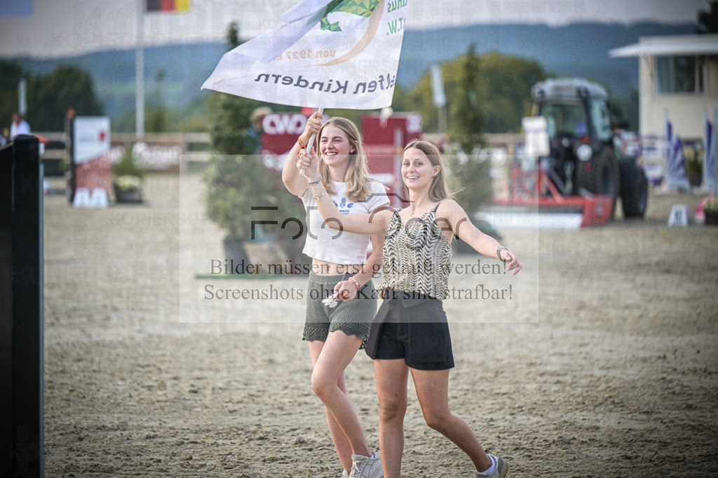 DOS_0150 | Entdecke hochwertige Reitturnierfotos von Foto Oger. Professionell, emotional und authentisch – jetzt Lieblingsmomente im Shop bestellen.Deutschlandweite Turnierfotografie. - Realisiert mit Pictrs.com