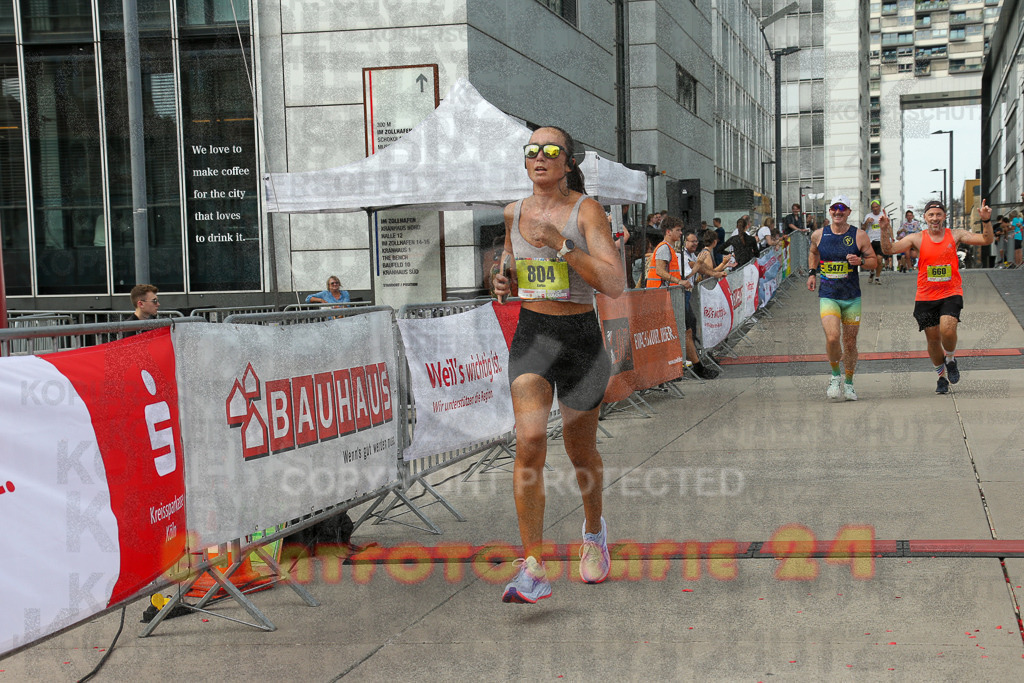 250920_1520_EX1_8974 | Sportfotografie im Rhein-Sieg Kreis, Köln, Bonn, NRW, Rheinland Pfalz, Hessen, etc. Unser Tätigkeitsfeld umfasst den Laufsport vom Volkslauf über den Marathon, Duathlon, Triathon bis zum Ultralauf wie Kölnpfad Ultra oder Schindertrail.