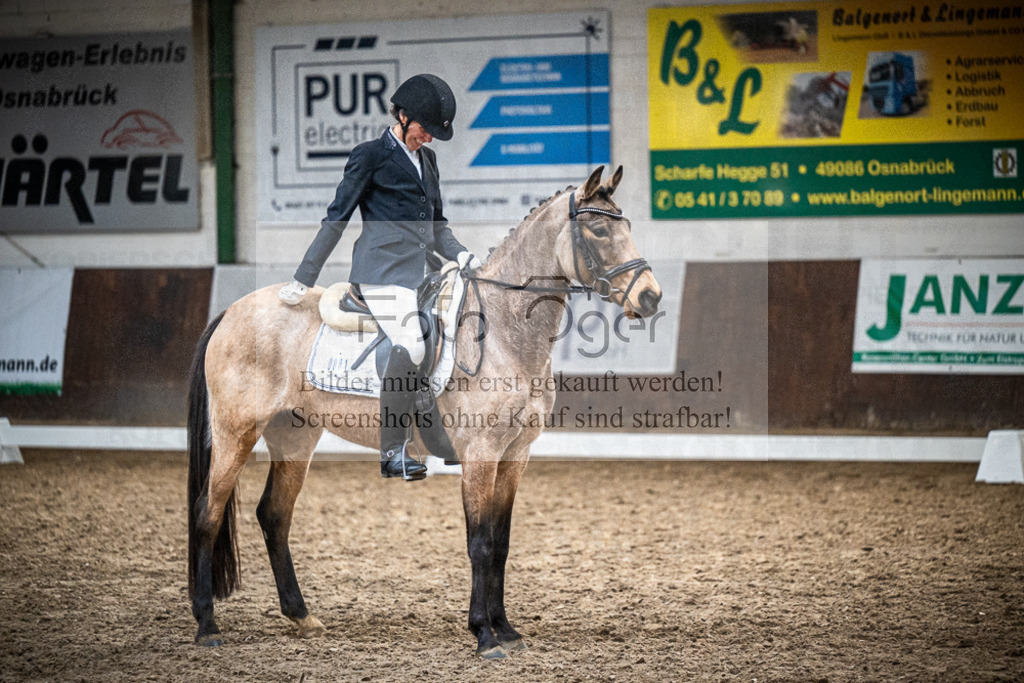 DOS_1232 | Entdecke hochwertige Reitturnierfotos von Foto Oger. Professionell, emotional und authentisch – jetzt Lieblingsmomente im Shop bestellen.Deutschlandweite Turnierfotografie. - Realisiert mit Pictrs.com
