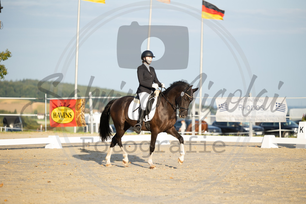 994A0216 | sabrinanicolaifotografie - Realisiert mit Pictrs.com