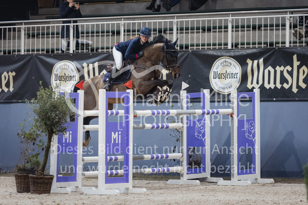 230212_Warstein_GP-542 | Deine schönsten Turniermomente als professionelle Fotos! Entdecke hochwertige Pferdesport-Fotografie im Online-Shop. Jetzt Fotos finden & bestellen!