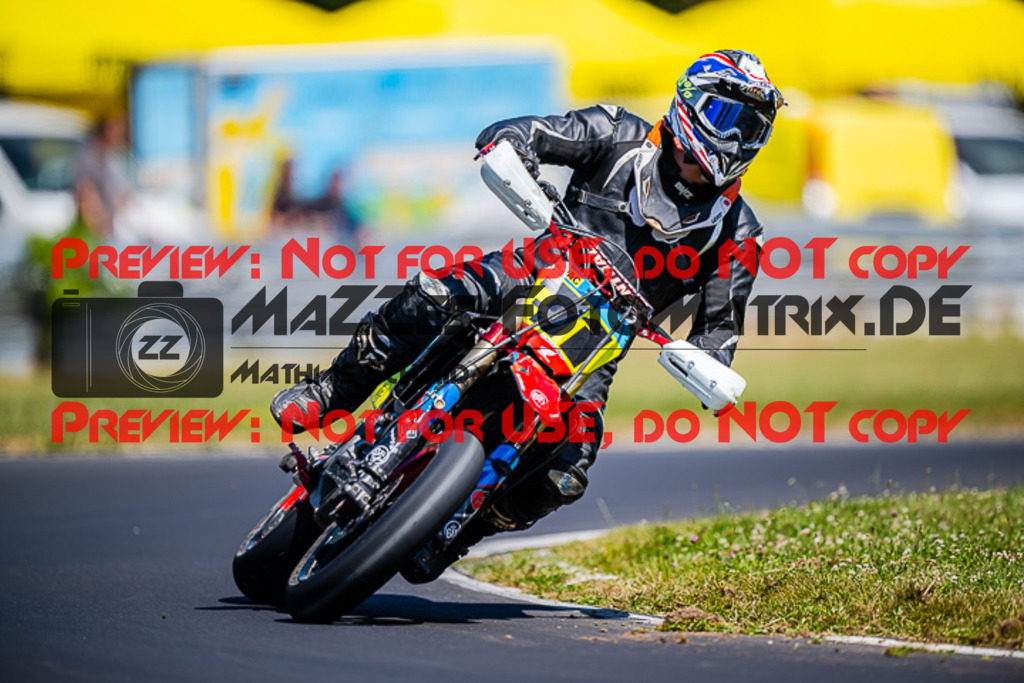 MaZZes_FotoMatrix_220703_4209 | S3