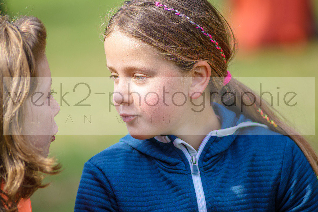 Eröffnungs-Cross Scheibe-Alsbach | werk2-photographie oder werk2 ist ein Fotograf in 98724 Neuhaus am Rennweg (Neuhaus/Rwg.) Thüringen für Eventfotografie, Hochzeiten, Sportereignisse oder Sportevents und ist auch mal für den FineArt-Print unterwegs auf der Suche nach dem besten Licht.