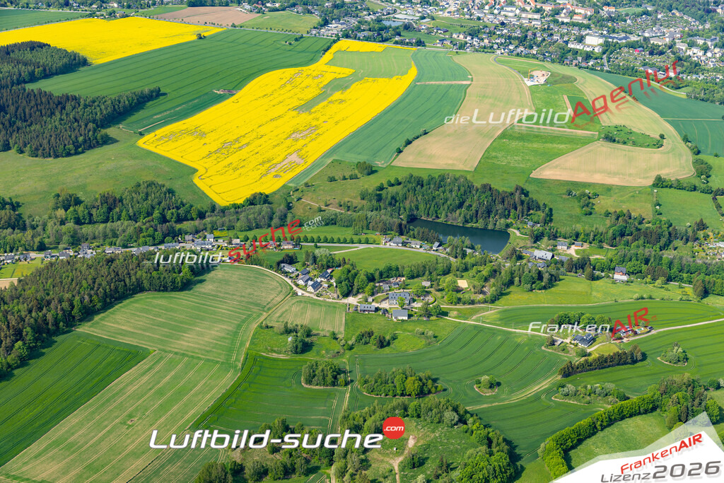 Die Luftaufnahme Lindenau - Schneeberg wurde 2022 vom Flugzeug aus (keine Drohne) erstellt. Hohe Auflösung -für große Poster und Wandbilder geeignet - Garantiert!