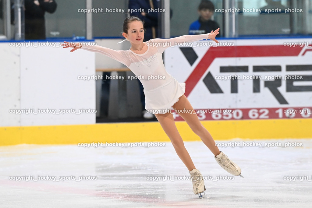 Ossiachersee Pirouette ESC Steindorf 31.3.2024 | Ossiachersee Pirouette ESC Steindorf 31.3.2024, Ossiachersee Pirouette ESC Steindorf am 31.03.2024 in Steindorf (Ossiachersee Halle), Austria, (Photo by Bernd Stefan)