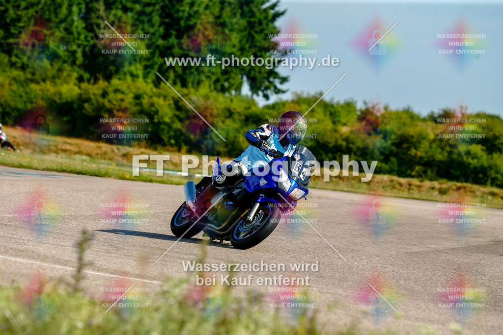 Chambley Juli-0479 | Hier findet Ihr Bilder von Touristenfahrten auf der Nürburgring Nordschleife oder von anderen Veranstaltungen die ich besucht habe. Viel Spass beim Durch Schauen 