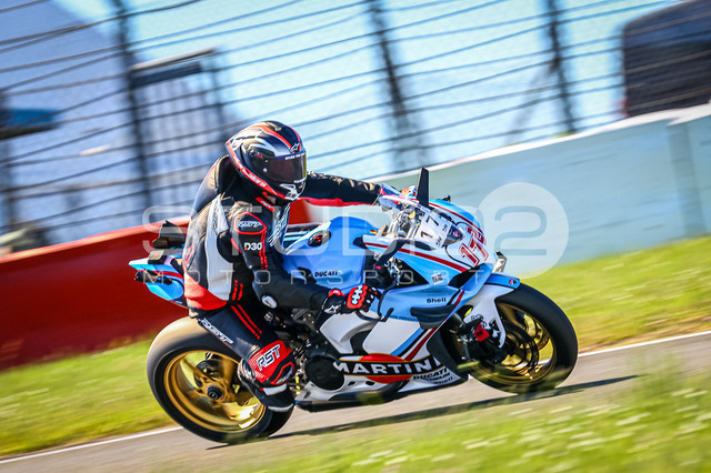 0172-260526NBR-020_172 | Deine Full-Service-Agentur für ✔️Videoproduktionen und ✔️Motorsportfotografie Jetzt Angebot anfragen!