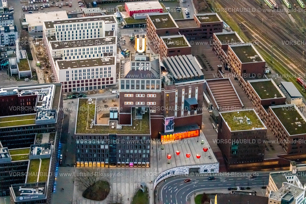Dortmund230102675 | Luftbild, Dortmunder U - Zentrum für Kunst und Kreativität, Neubau Studenten Wohnanlage am Emil-Moog-Platz und Ritterstraße, Dorstfelder Brücke, Dortmund, Ruhrgebiet, Nordrhein-Westfalen, Deutschland