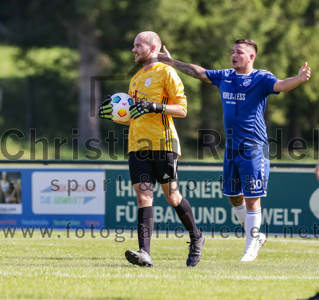 2023-09-09_065_FC_Langengeisling_III_gegen_FC_Fraunberg_II | Erding, Deutschland, 09.09.2023:
Fußball, C-Klasse 2023 / 2024, 6. Spieltag, FC Langengeisling III gegen FC Fraunberg II, Endergebnis: 1:2

Foto: Christian Riedel / fotografie-riedel.net