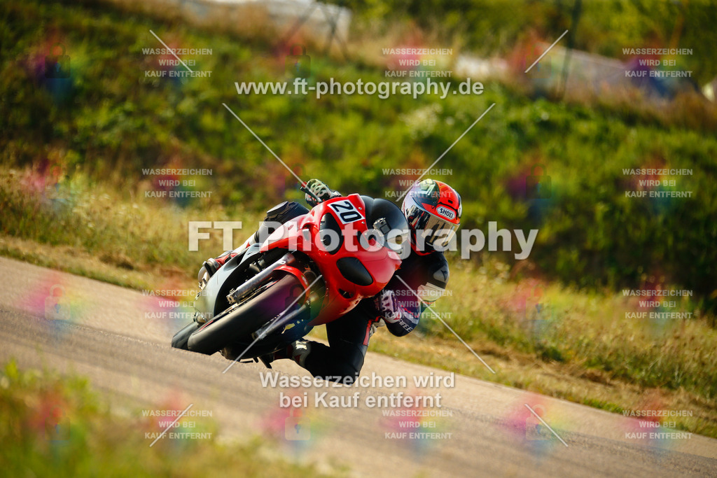 _MOT6025 | Hier findet Ihr Bilder von Touristenfahrten auf der Nürburgring Nordschleife oder von anderen Veranstaltungen die ich besucht habe. Viel Spass beim Durch Schauen 