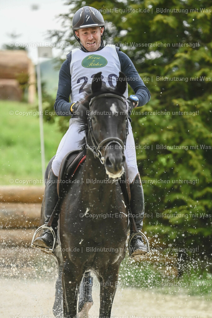 20230513_CCI2_Section2_Gelände_0488 | equistock