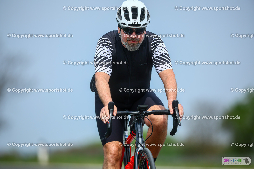 463_TRA56601 | Neusiedlersee Radmarathon 2026@sportshot_your_pictrs #yourpictures#roadtowm2029 #nrm #neusiedlerseeradmarathon #neusiedlersee #neusiedlerseetourismus #burgenland #mörbisch #nrm26 #burgenlandtourismus #voglundco #poweredbyburgenlandtourismus #radsport #rad #marathon #ucigranfondo #visitburgenland #ucigranfondoworldseries