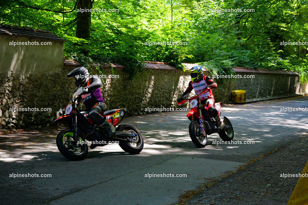 P1036799 | Erleben Sie atemberaubende, hochqualitative Fotos Ihrer Fahrt entlang der malerischen Alpenstraßen. Besuchen Sie alpineshots.com, um professionelle Aufnahmen Ihrer unvergesslichen Reise zu finden und zu kaufen - Realisiert mit Pictrs.com