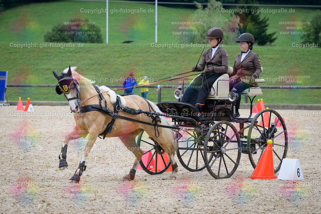 037_Grundmann_Anna_KegelF-M_1Sp_250727_03 | gis-fotografie