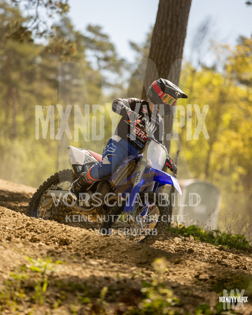 866A5005 | mxndyyvipix
