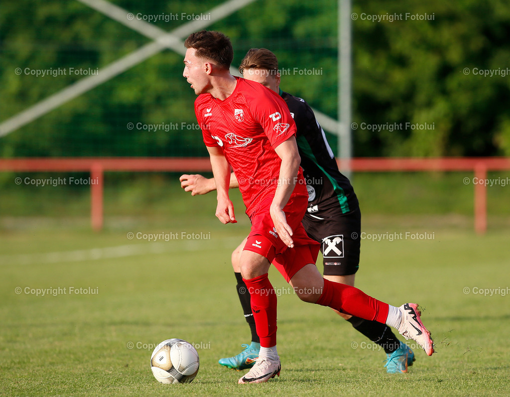 A_LUI_060625_23 | SPORT FUSSBALL REGIONALLIGA MITTE ASKOE OEDT-GLEISDORF 09 06.06.2025 IM BILD: DINO KOVACEVCI  (OEDT) UND PATRICK SCHOLL (GLEISDORF) FOTOLUI