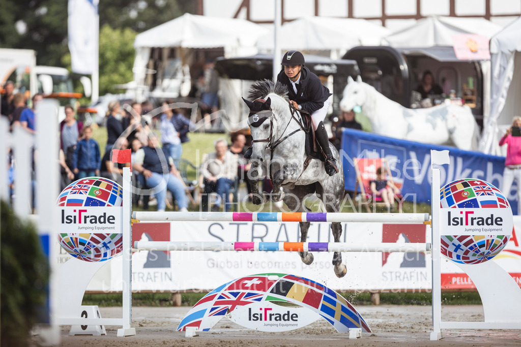 240712_BHO_ZweiPh-M2-2-634 | Deine schönsten Turniermomente als professionelle Fotos! Entdecke hochwertige Pferdesport-Fotografie im Online-Shop. Jetzt Fotos finden & bestellen!