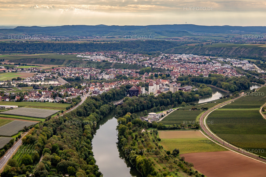 Luftbild: Märker Zement GmbH Werk Lauffen in Lauffen am Neckar im Bundesland Baden-Württemberg in Deutschland. Foto: IMG_138653.jpg vom 16.09.2023 durch Werner Riehm/FLY-FOTO.deMärker Gruppe